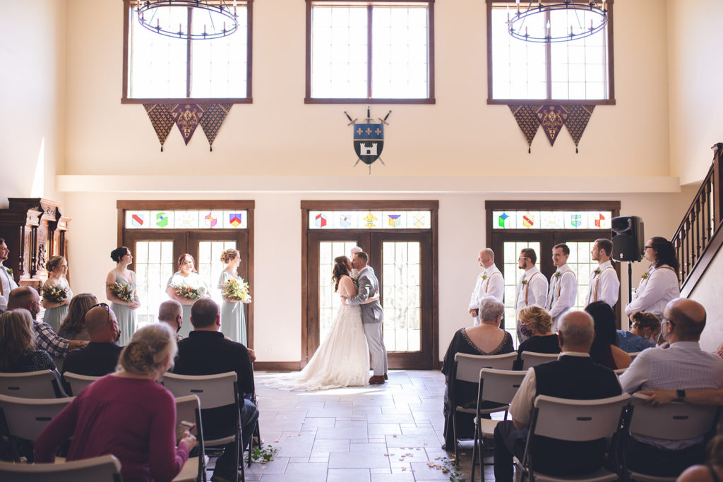 wedding, wedding ceremony, first kiss