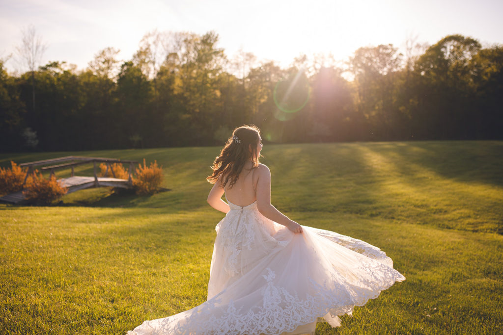 wedding, wedding pictures, bride, groom, sunset photos